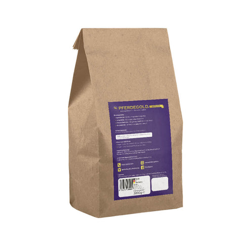 Eine braune Papiertüte mit violettem Etikett und Barcode steht aufrecht auf weißem Hintergrund und zeigt Pferdegold Nerven - ein wichtiges Ergänzungsfuttermittel für die Nervenpflege Ihres Pferdes.